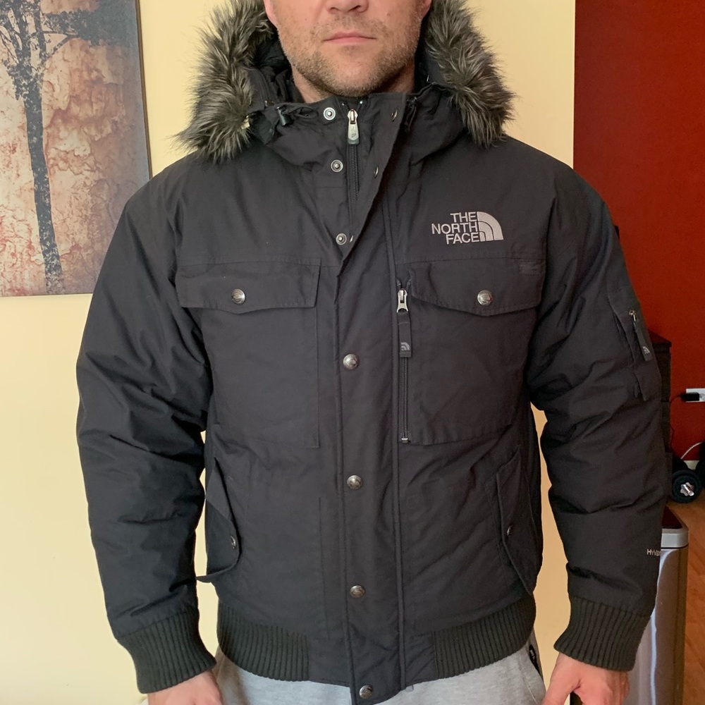 Men’s North Face winter coat